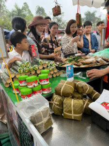 Bánh chưng quê hương 